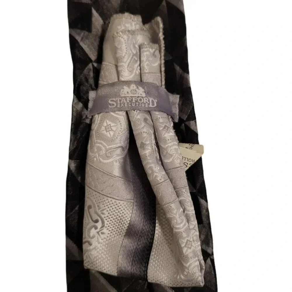 Men's Necktie Handkerchief Set by Stafford Executive